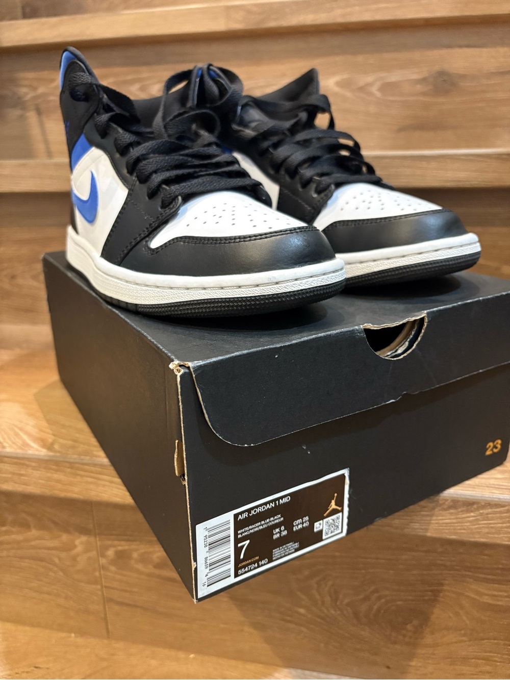 Jordan Men's Black White and Blue Mid/High-Top Sneakers - Picture 2 of 4